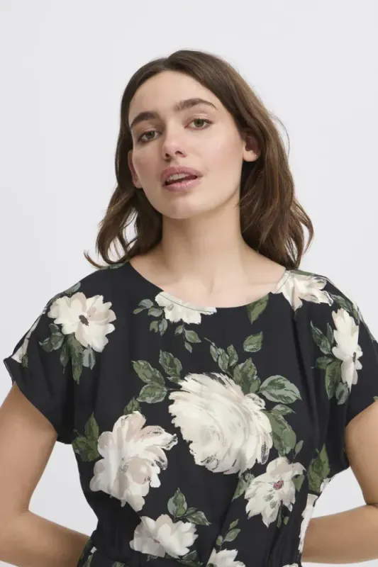 Hovedbilde Bymmjoella Oneck Dress 20811226 - Black roses 204595